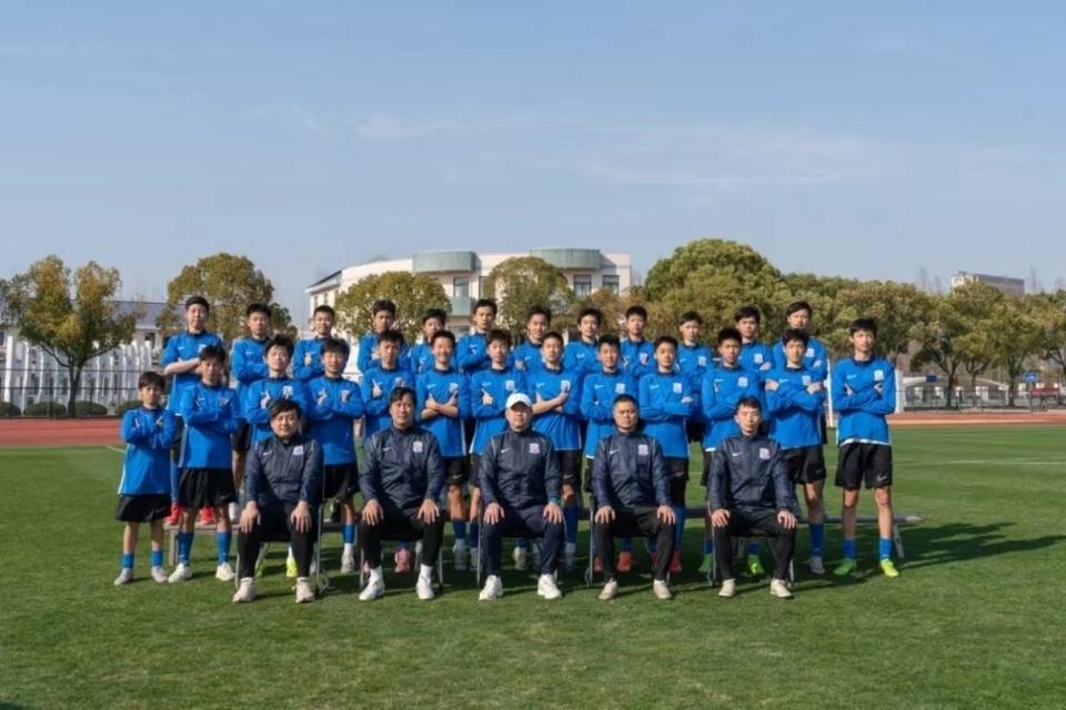 中國足球有希望上海申花兩連勝狂轟11球！浙江送法甲7冠王3連敗