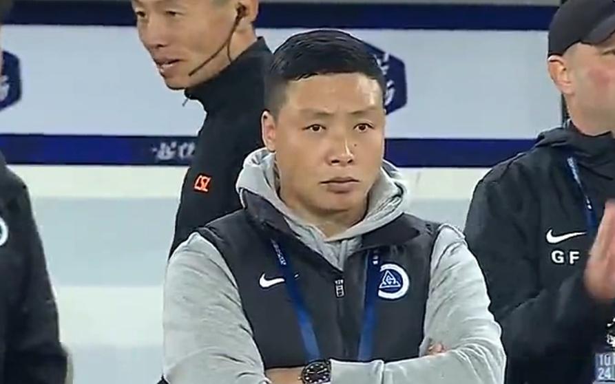 恭喜深圳！拿下中超2連勝，前國足天才一鳴驚人，保級(jí)徹底穩(wěn)了