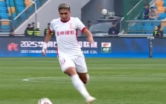 里程碑，亞泰前鋒艾菲爾丁俱樂(lè)部賽事已出戰(zhàn)100場(chǎng)